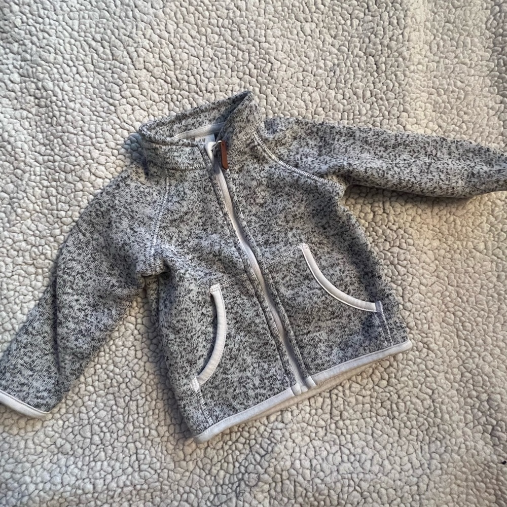 H&M zip up